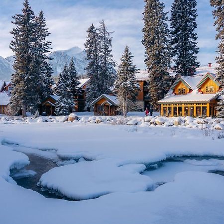 Post Hotel & Spa Lake Louise Extérieur photo