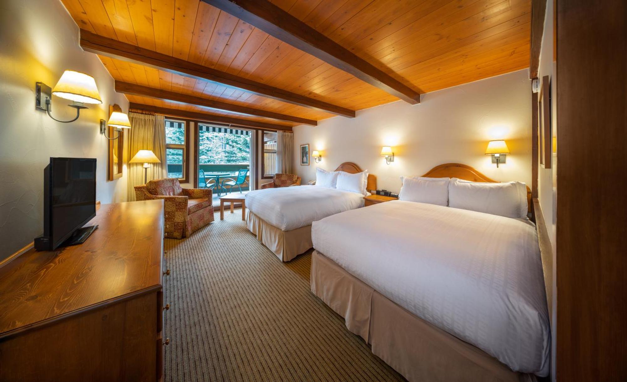Post Hotel & Spa Lake Louise Extérieur photo
